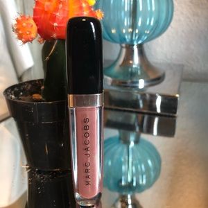 Marc Jacobs beauty love drunk lipgloss